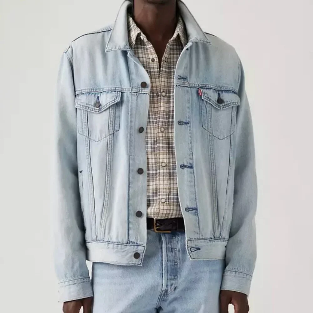 Levi's Lightweight Trucker Jacket, Build A House - Light Wash, Medium, EUC